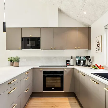 Holiday home Xxvii *